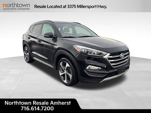 Used 2018 Hyundai Tucson Value w/ Cargo Package image 3