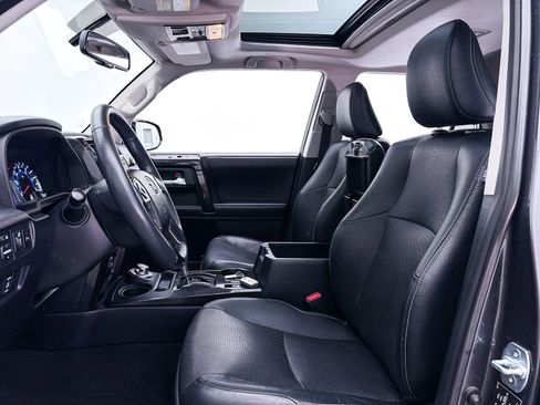 Used 2019 Toyota 4Runner Limited AWD/4WD image 21