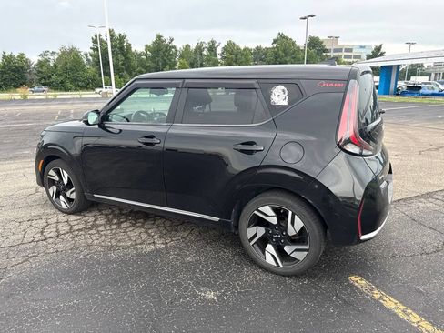 Used 2023 Kia Soul GT-Line FWD image 3