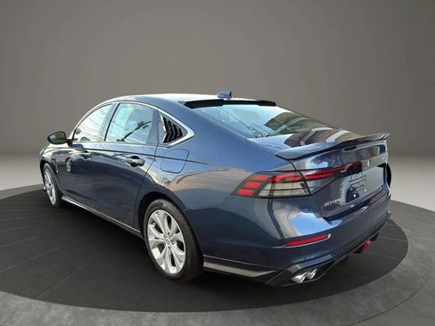 Used 2023 Honda Accord EX image 7