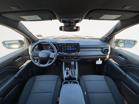 New 2026 Chevrolet Colorado Trail Boss AWD/4WD image 13