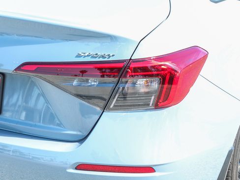 Used 2024 Honda Civic Sport image 6