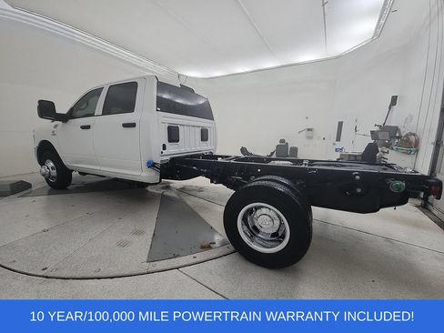 New 2026 RAM 3500 Tradesman w/ Chrome Appearance Group A AWD/4WD image 6
