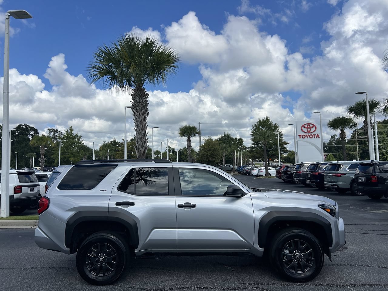Used 2025 Toyota 4Runner SR5 RWD image 11
