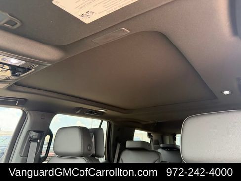 New 2026 GMC Yukon Denali w/ Denali Reserve Package AWD/4WD image 22