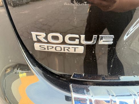 Used 2020 Nissan Rogue Sport S w/ Appearance Package FWD image 27