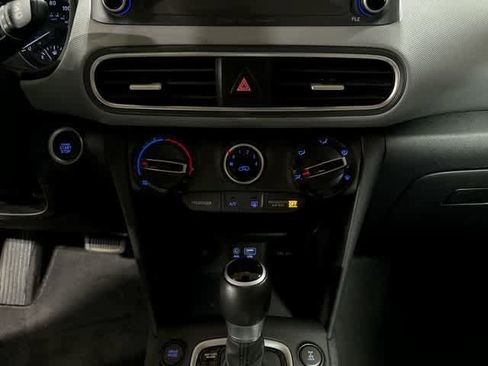 Used 2021 Hyundai Kona SEL AWD/4WD image 21