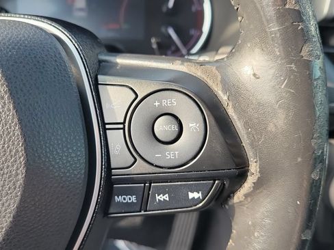 Used 2019 Toyota RAV4 Limited FWD image 22