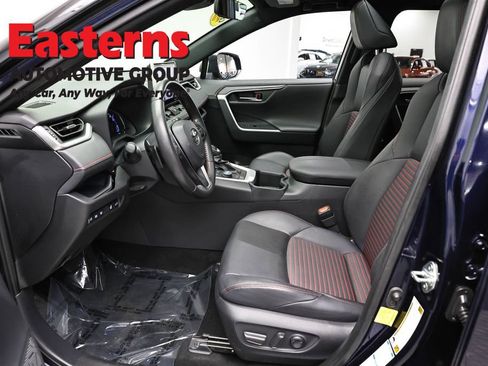 Used 2022 Toyota RAV4 XSE w/ Weather Package image 14