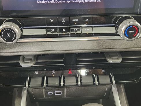 New 2026 Chevrolet Colorado W/T RWD image 19