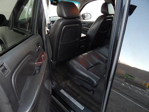 Used 2007 GMC Yukon XL Denali image 24