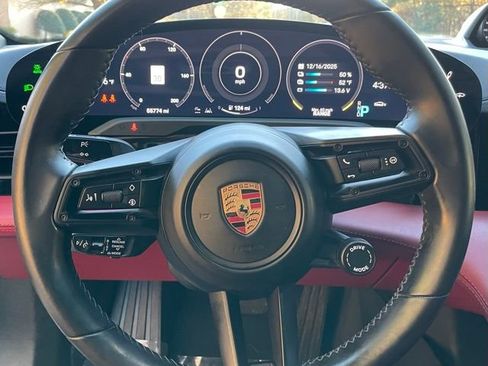 Used 2020 Porsche Taycan 4S image 20