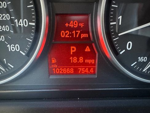 Used 2011 BMW 328i Convertible image 19