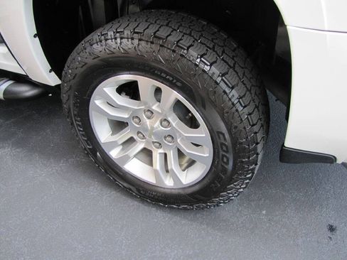 Used 2012 Chevrolet Suburban LT w/ Suspension Package, Off-Road AWD/4WD image 33