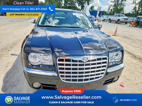 Used 2009 Chrysler 300 C RWD image 7