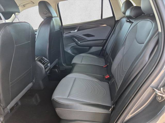 Used 2026 Volkswagen Tiguan SE FWD image 18