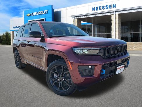 Used 2025 Jeep Grand Cherokee Limited 4xe AWD/4WD image 1