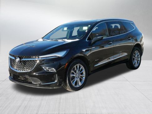 Used 2023 Buick Enclave Avenir w/ Avenir Technology Package image 3