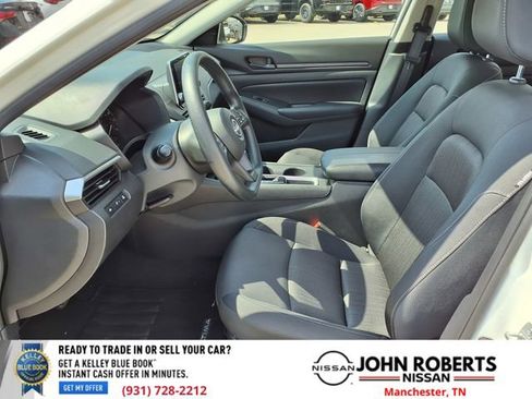 Certified 2025 Nissan Altima 2.5 S image 5