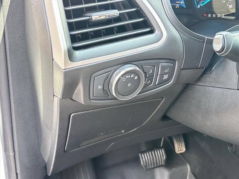 Used 2022 Ford Edge SEL w/ Convenience Package AWD/4WD image 7