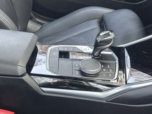 Used 2019 BMW 330i Sedan w/ Convenience Package image 6