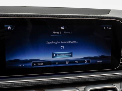 Used 2024 Mercedes-Benz GLS 580 4MATIC image 26