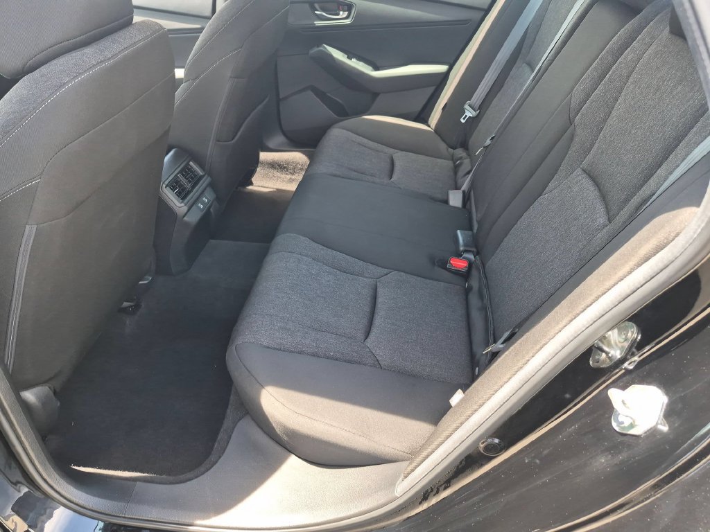Used 2025 Honda Accord SE image 26