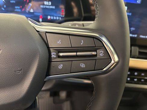 New 2026 Chevrolet Equinox ACTIV w/ Convenience Package III AWD/4WD image 31