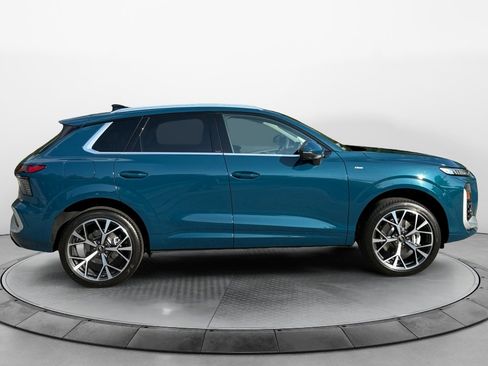 New 2026 Audi Q3 quattro 2.0T AWD/4WD image 8