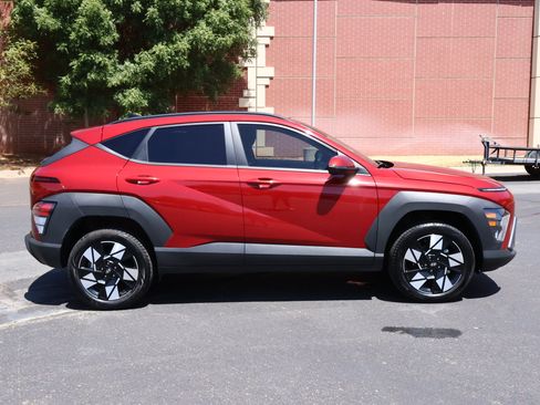 Used 2025 Hyundai Kona SEL AWD/4WD image 31