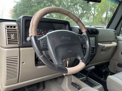 Used 2003 Jeep Wrangler Sport image 22