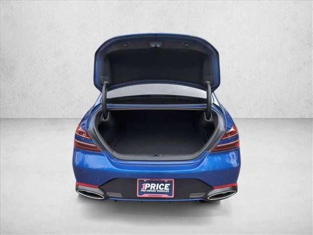 Used 2022 Genesis G70 3.3T RWD image 6