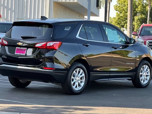 Used 2020 Chevrolet Equinox LT FWD image 4