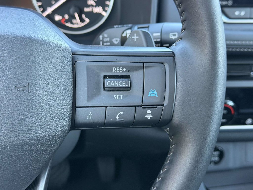 Used 2026 Nissan Rogue Dark Armor AWD/4WD image 24