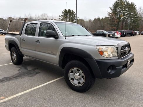 Used 2011 Toyota Tacoma 4x4 Double Cab image 4