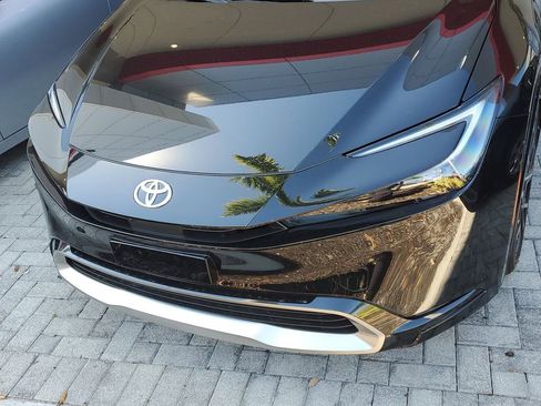 New 2026 Toyota Prius Plug-In Hybrid image 10
