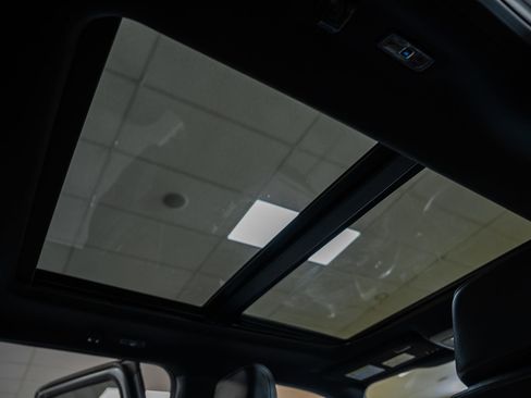 Certified 2023 Ford F150 Lariat w/ Equipment Group 502A High image 43