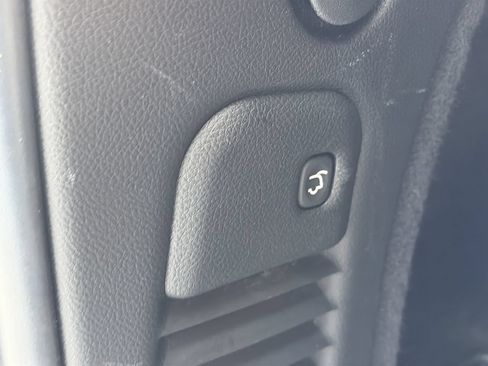 Used 2024 Dodge Durango GT RWD image 35
