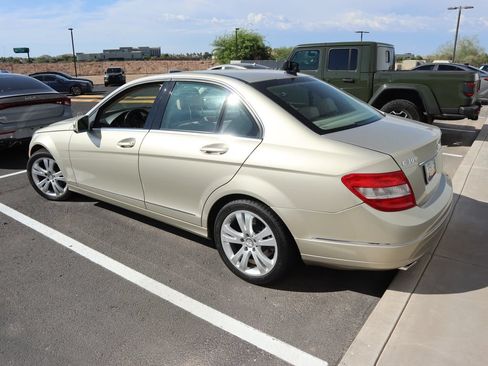 Used 2011 Mercedes-Benz C 300 Sedan image 2