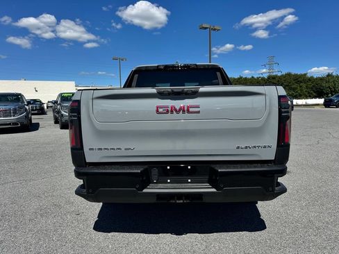 New 2026 GMC Sierra EV Elevation AWD/4WD image 9