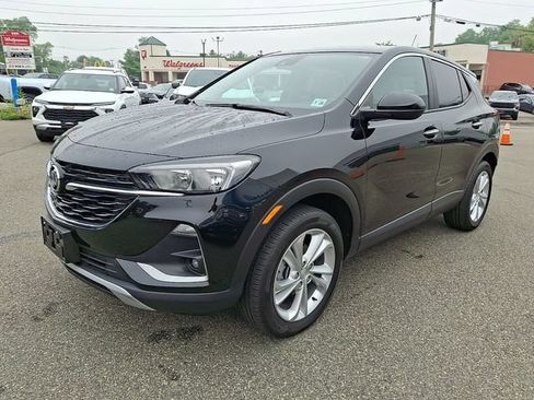 Used 2023 Buick Encore GX Preferred w/ Cold Weather Comfort Package AWD/4WD image 3