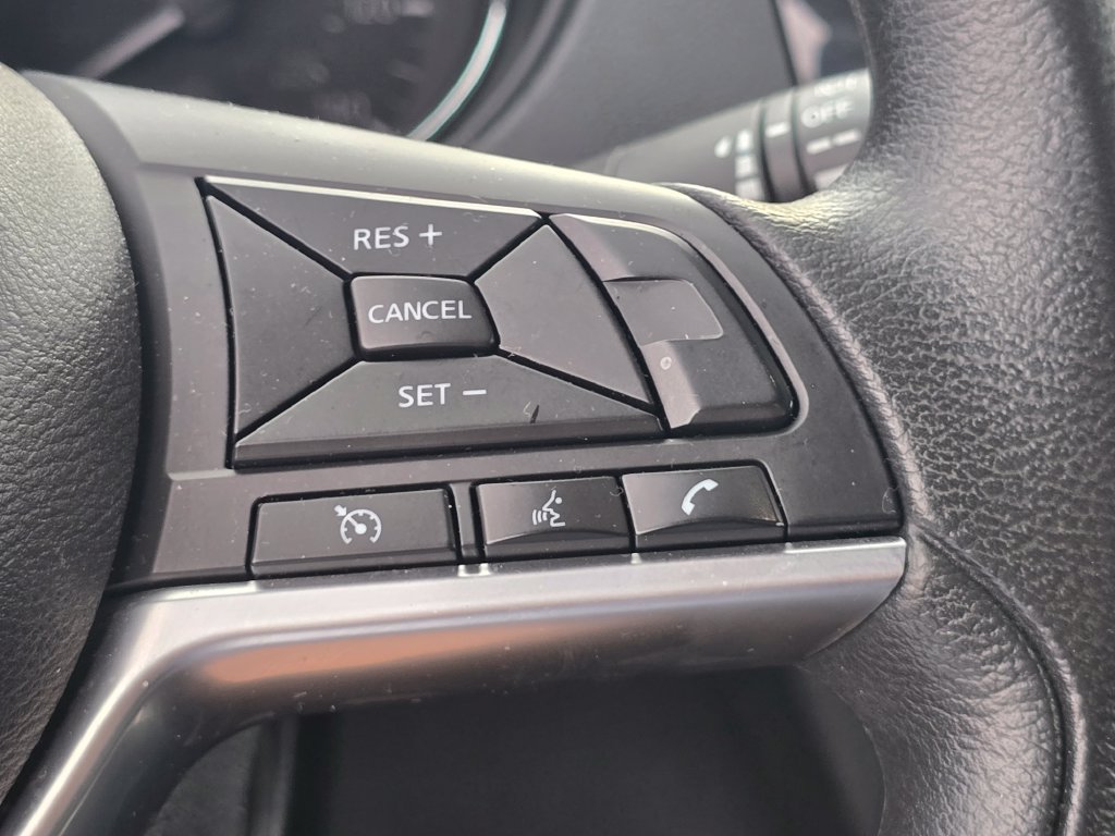 Used 2020 Nissan Rogue S AWD/4WD image 24