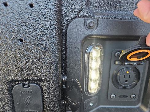 New 2026 Ford Maverick Lariat image 6