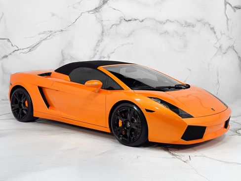 Used 2008 Lamborghini Gallardo Spyder AWD/4WD image 4
