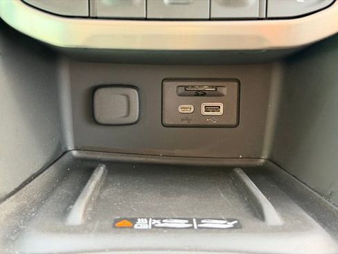 Used 2022 GMC Acadia Denali w/ Denali Ultimate Package image 53