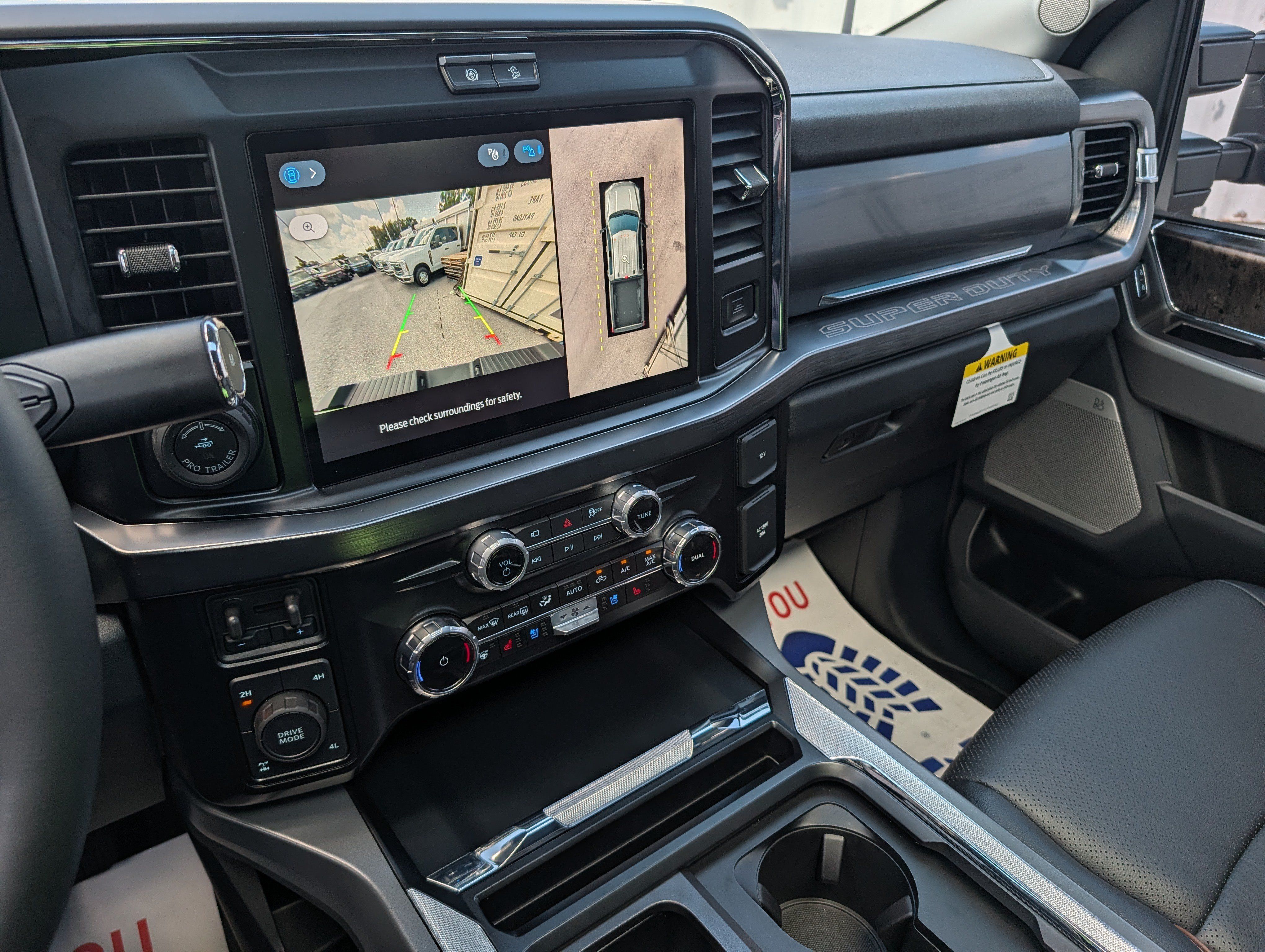Used 2025 Ford F250 Lariat w/ Lariat Ultimate Package AWD/4WD image 56