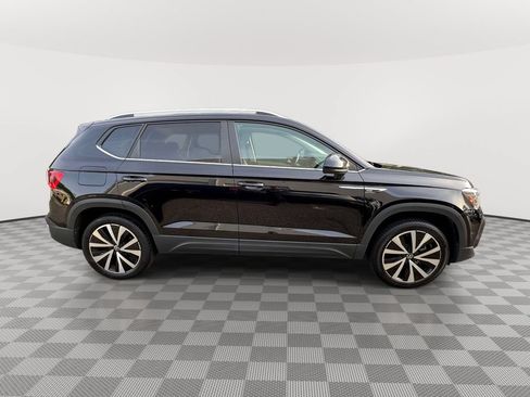 Used 2024 Volkswagen Taos SE FWD image 7