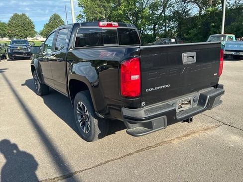 Used 2021 Chevrolet Colorado Z71 w/ Safety Package AWD/4WD image 11