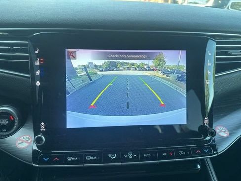 Used 2024 Jeep Wagoneer Series II w/ Flexible Seating Group RWD image 25