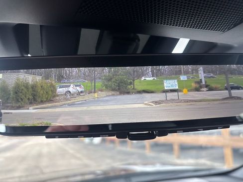 New 2026 Subaru Outback Touring XT image 30